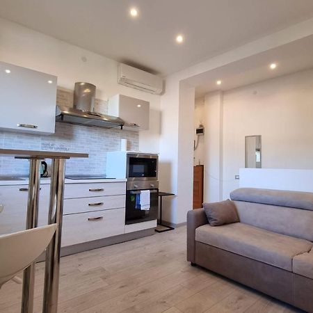 Apartmán Crispi 85 - Air Conditioner - Teatro Rossetti Terst Exteriér fotografie